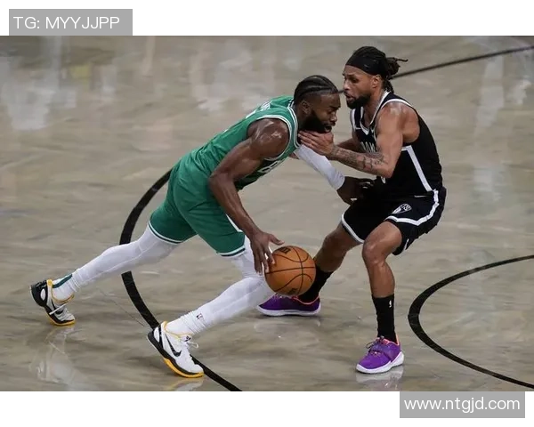 2021年1月17日篮网对阵魔术精彩比赛录像回顾与分析